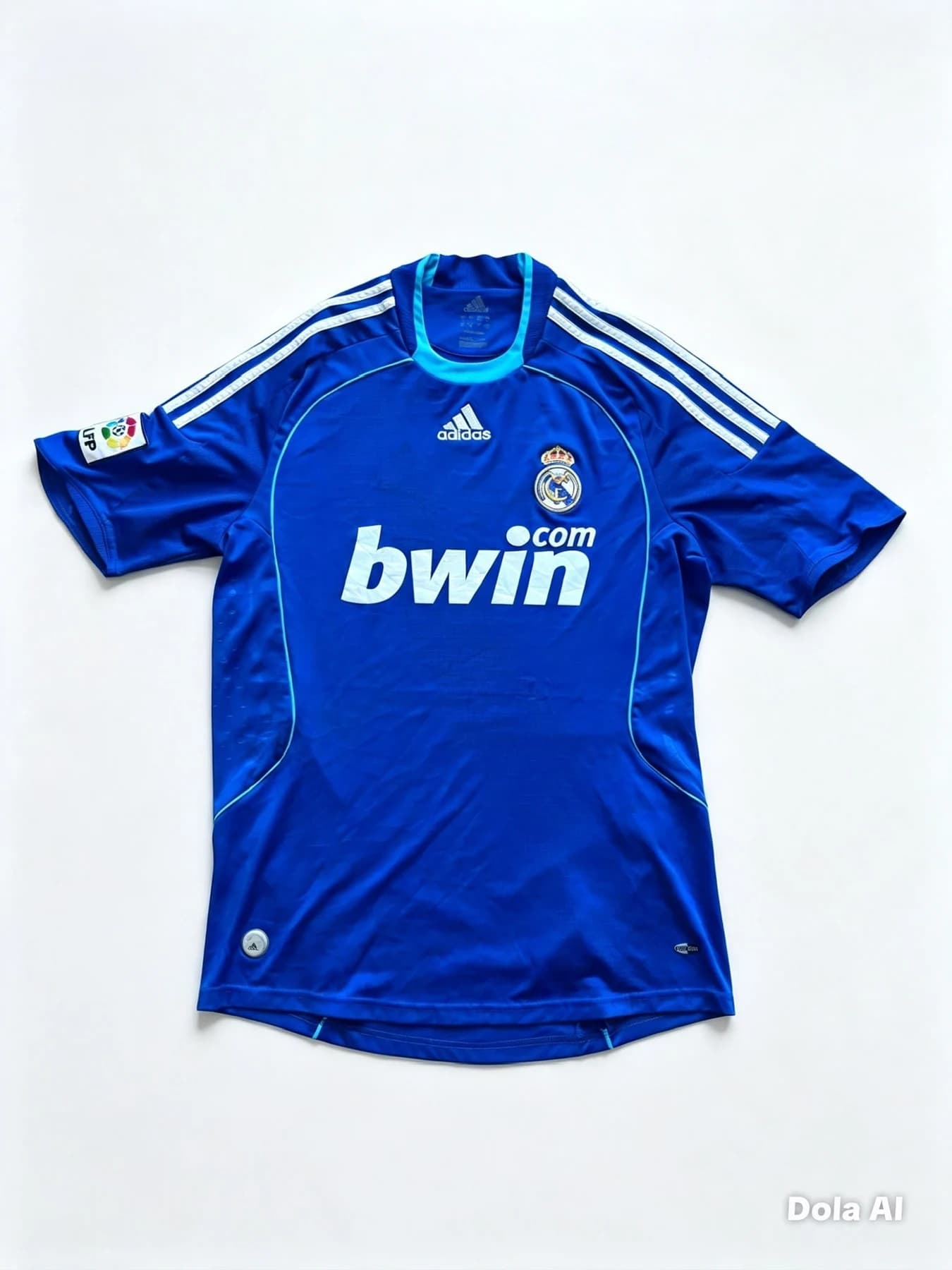 Real Madrid 2008/09 Shirt — front